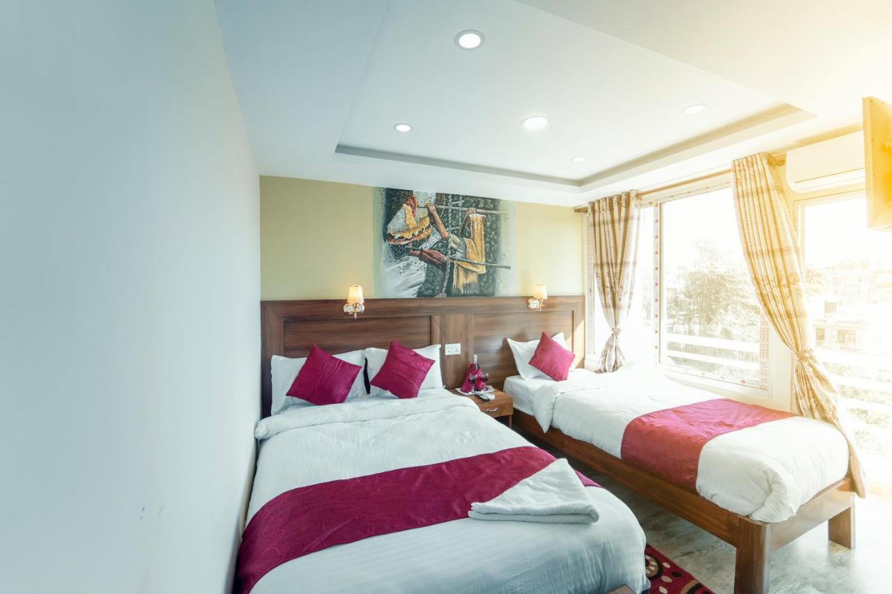 Hotel Royal Image 포카라 외부 사진