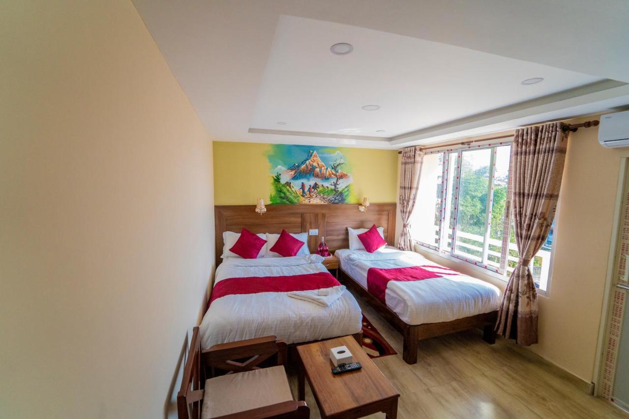 Hotel Royal Image 포카라 외부 사진