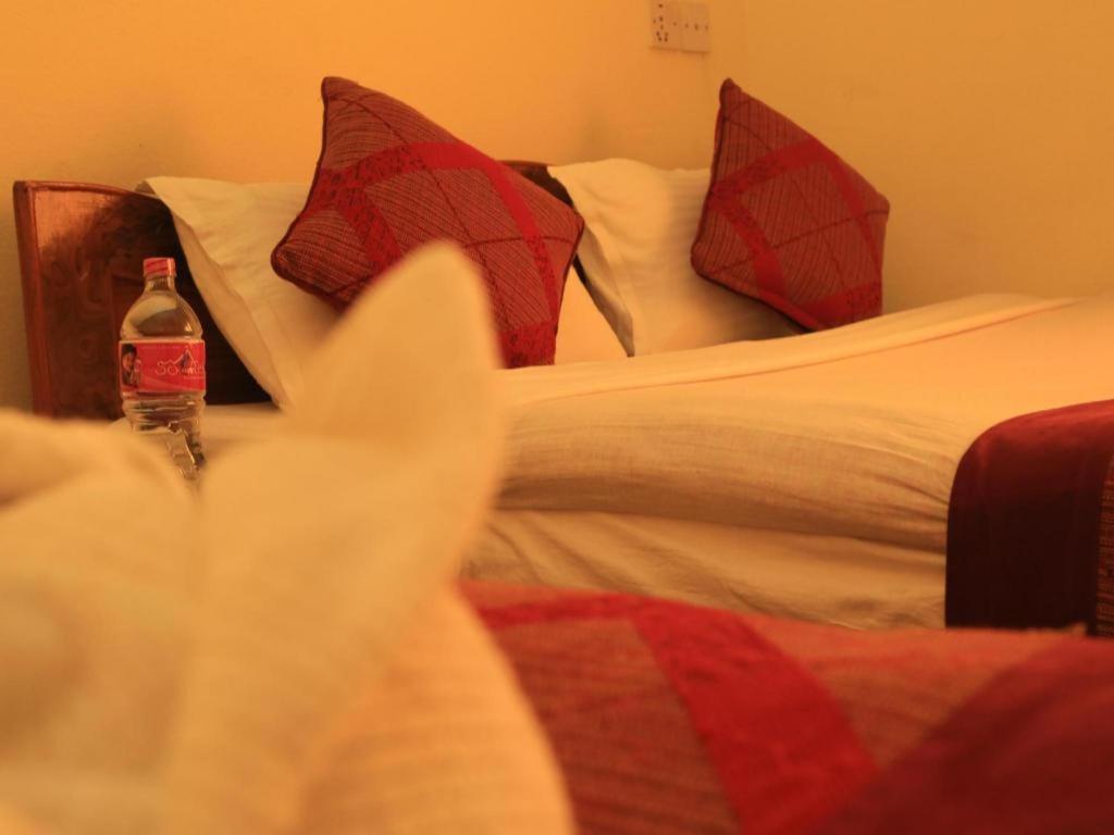 Hotel Royal Image 포카라 외부 사진