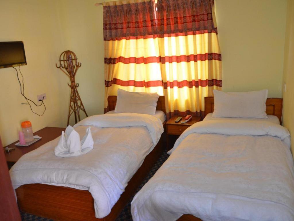 Hotel Royal Image 포카라 외부 사진