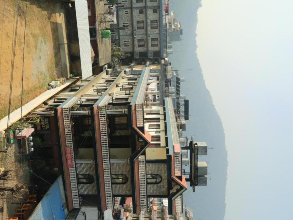 Hotel Royal Image 포카라 외부 사진
