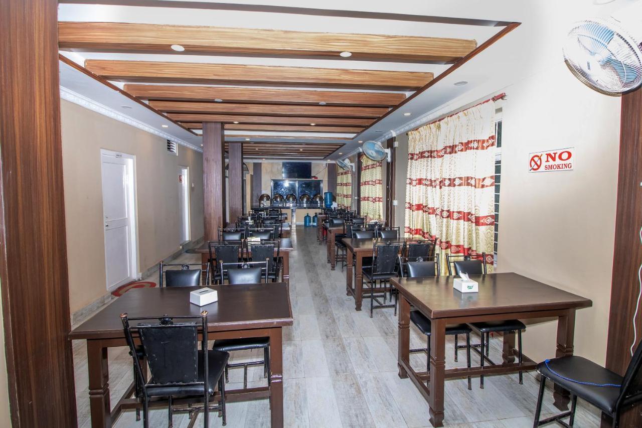 Hotel Royal Image 포카라 외부 사진