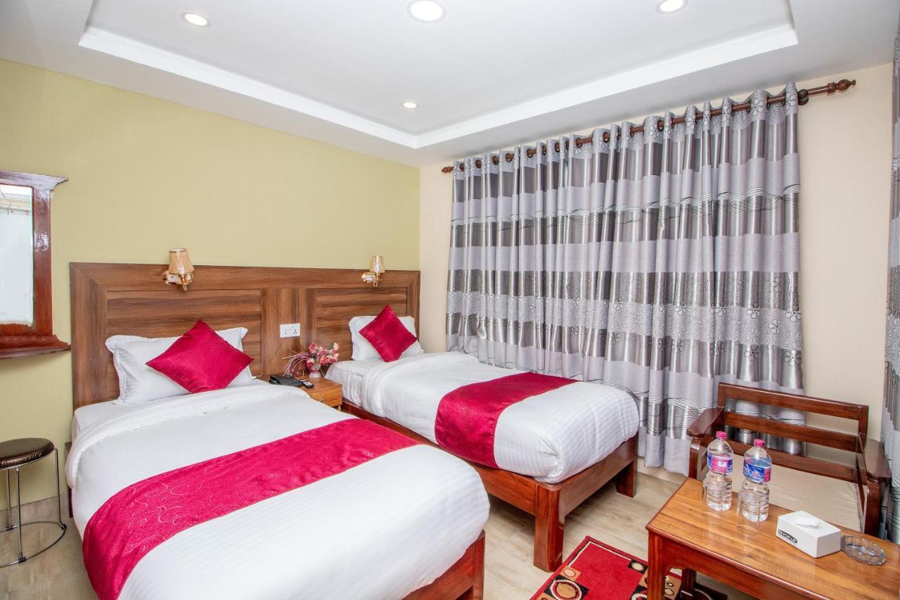 Hotel Royal Image 포카라 외부 사진